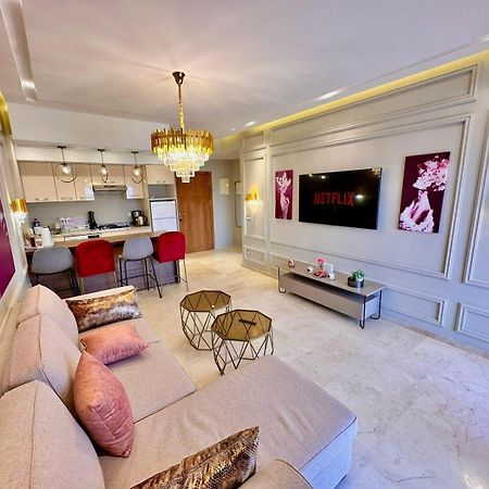 Appartement Luxueux Avec Piscine 10 Minutes Du Centre Ville Marrakesh Esterno foto