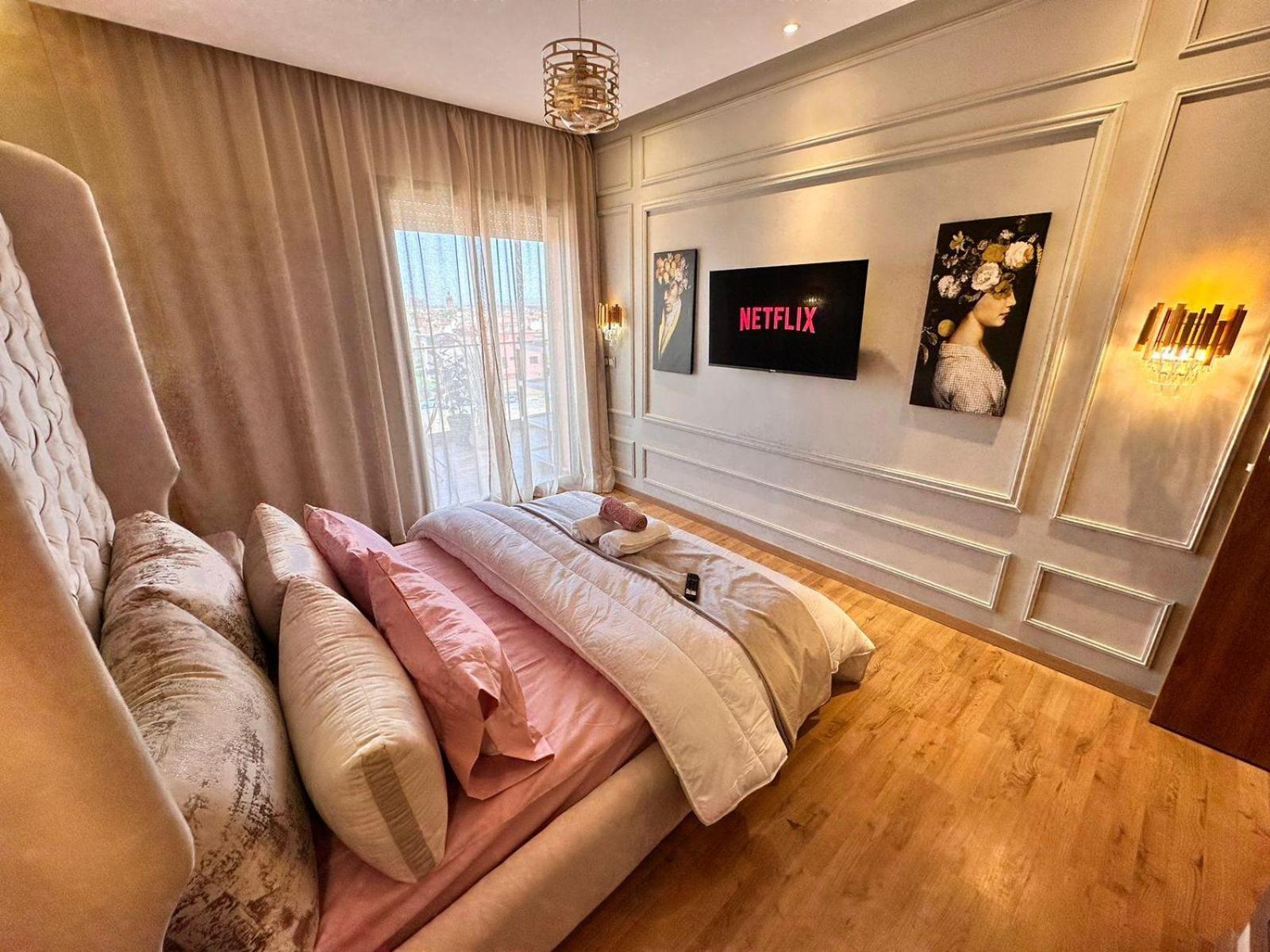 Appartement Luxueux Avec Piscine 10 Minutes Du Centre Ville Marrakesh Esterno foto