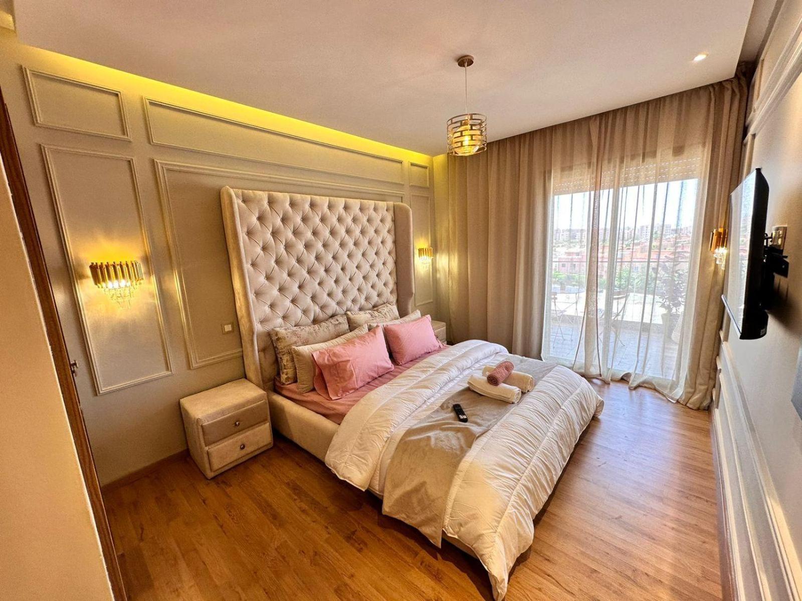 Appartement Luxueux Avec Piscine 10 Minutes Du Centre Ville Marrakesh Esterno foto
