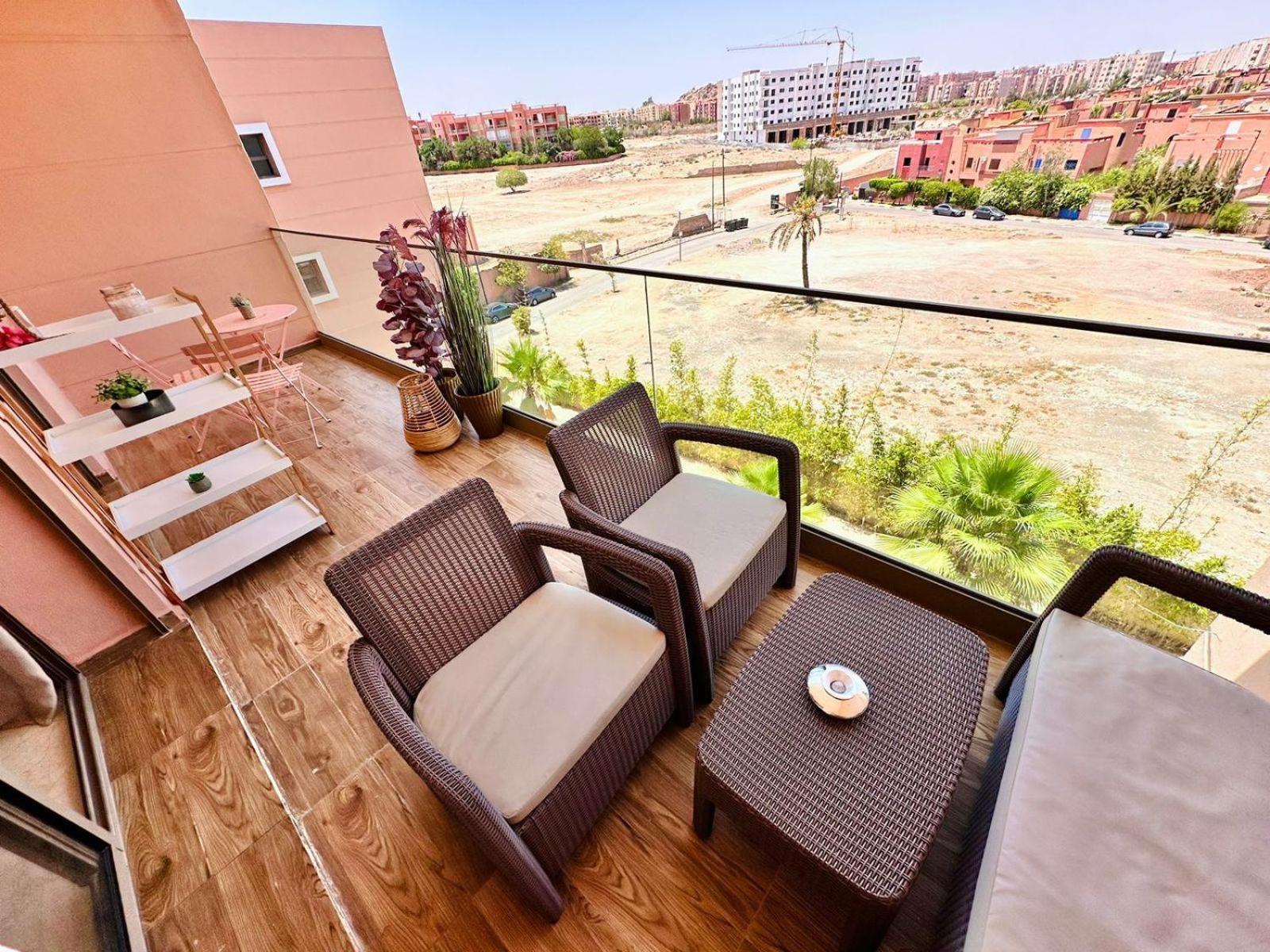 Appartement Luxueux Avec Piscine 10 Minutes Du Centre Ville Marrakesh Esterno foto